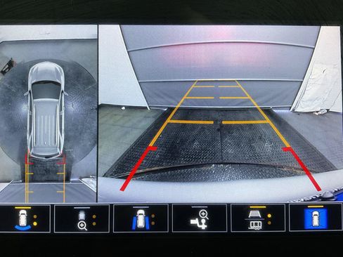 Used 2022 Chevrolet Equinox LT FWD image 16