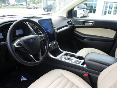Used 2024 Ford Edge SEL w/ Convenience Package AWD/4WD image 15