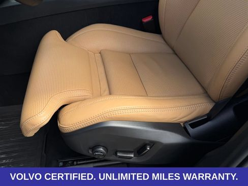 Certified 2024 Volvo XC60 T8 Ultimate w/ Protection Package Premier AWD/4WD image 30