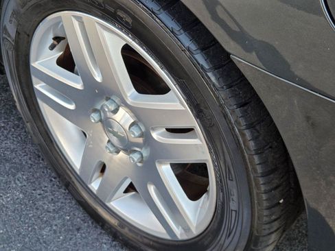 Used 2016 Chevrolet Impala LT FWD image 10
