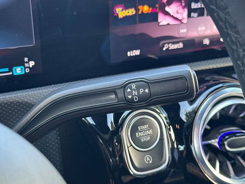 Used 2025 Mercedes-Benz CLA 250 image 20