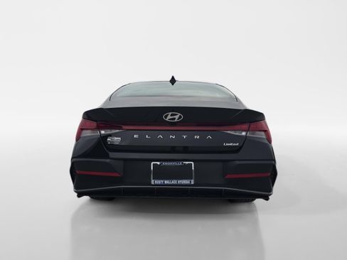 New 2026 Hyundai Elantra Limited w/ Cargo Package FWD image 4