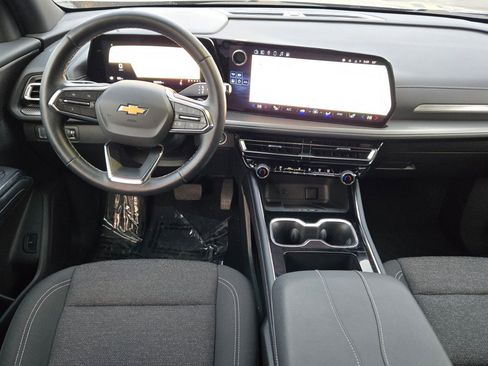 Certified 2025 Chevrolet Traverse LT image 19