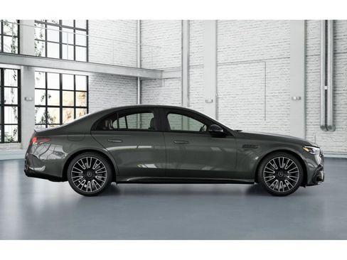 New 2026 Mercedes-Benz E 53 AMG e 4MATIC Sedan image 9