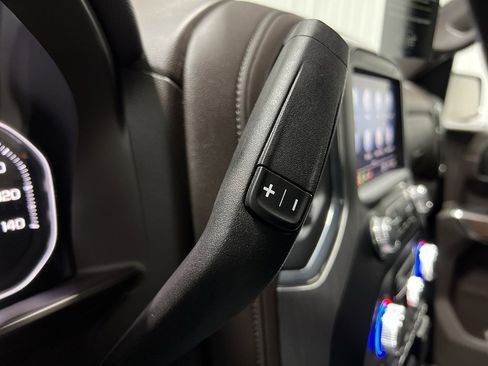 Used 2021 GMC Sierra 1500 Denali w/ Driver Alert Package II image 14