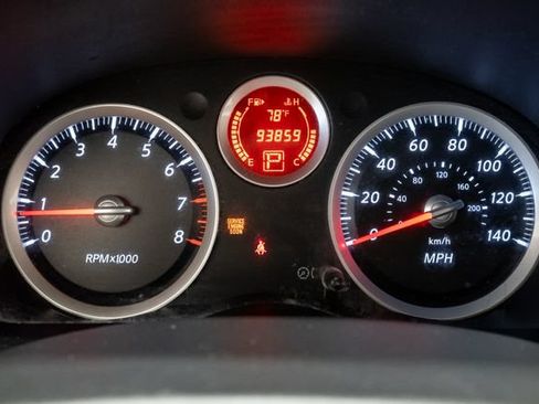 Used 2011 Nissan Sentra 2.0 S FWD image 12