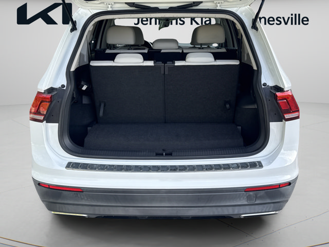 Used 2019 Volkswagen Tiguan SE FWD image 11