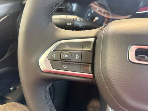 New 2026 Jeep Compass Latitude image 48