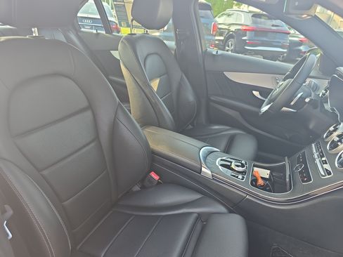 Used 2021 Mercedes-Benz C 300 Sedan image 10