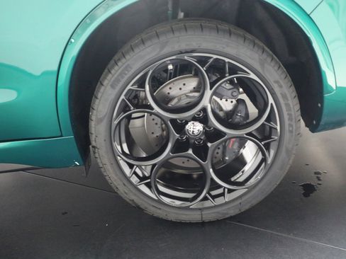 New 2024 Alfa Romeo Stelvio Quadrifoglio w/ Active Assist Plus Package image 40