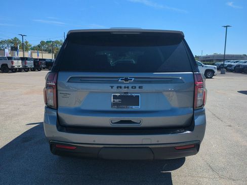 Used 2022 Chevrolet Tahoe Z71 w/ Luxury Package AWD/4WD image 4
