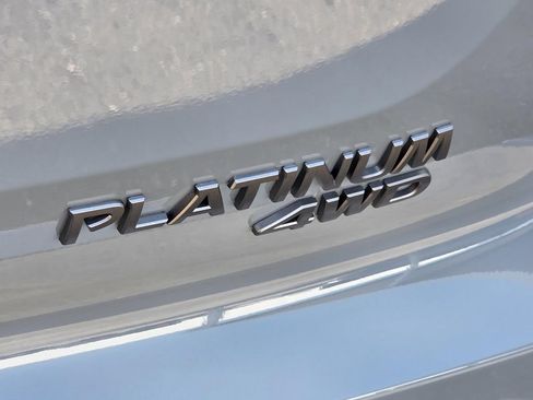 New 2026 Nissan Pathfinder Platinum AWD/4WD image 44