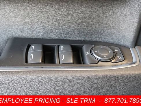 New 2026 GMC Sierra 1500 SLE w/ Max Trailering Package AWD/4WD image 15
