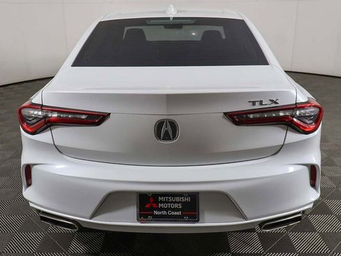 Used 2022 Acura TLX image 11
