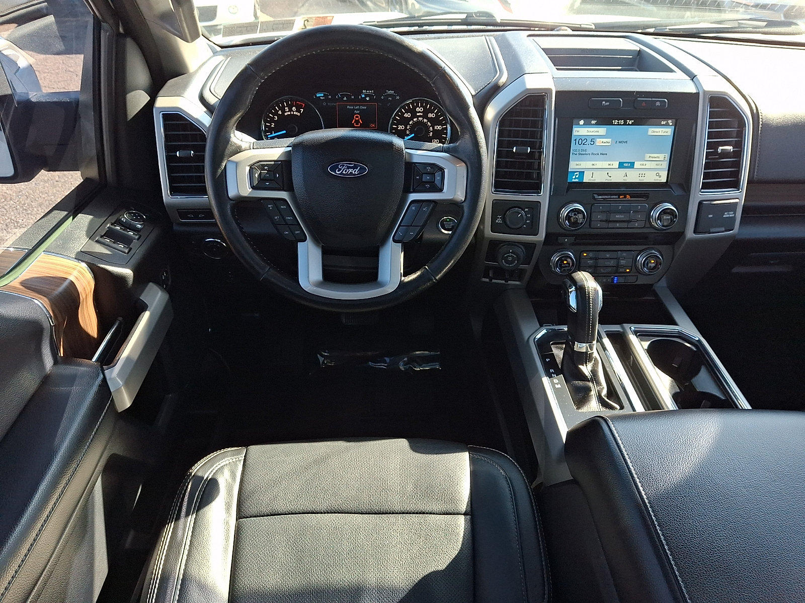 Used 2017 Ford F150 Lariat w/ Equipment Group 502A Luxury AWD/4WD image 11