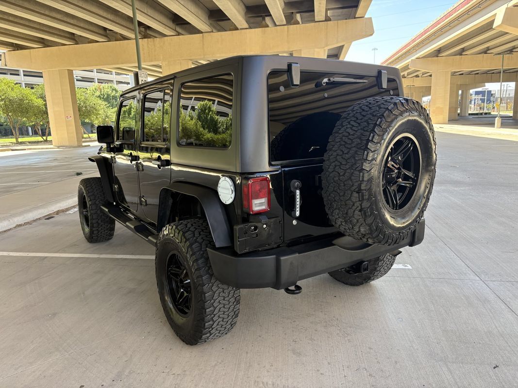 Used 2017 Jeep Wrangler Unlimited Sport w/ Quick Order Package 24S AWD/4WD image 7