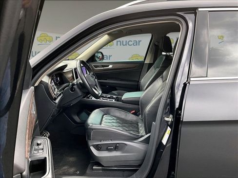 Used 2024 Volkswagen Atlas SEL Premium R-Line AWD/4WD image 12