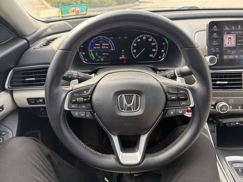 Used 2018 Honda Accord EX-L image 26