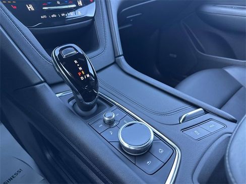 Used 2024 Cadillac XT5 Luxury image 45