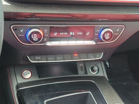 Certified 2024 Audi SQ5 Premium Plus w/ Premium Plus Package AWD/4WD image 31