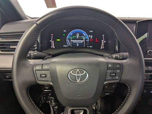 Certified 2025 Toyota Camry SE w/ Convenience Package FWD image 14