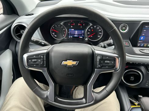 Used 2022 Chevrolet Blazer LT AWD/4WD image 15