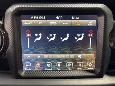 Used 2022 Jeep Gladiator Sport image 18