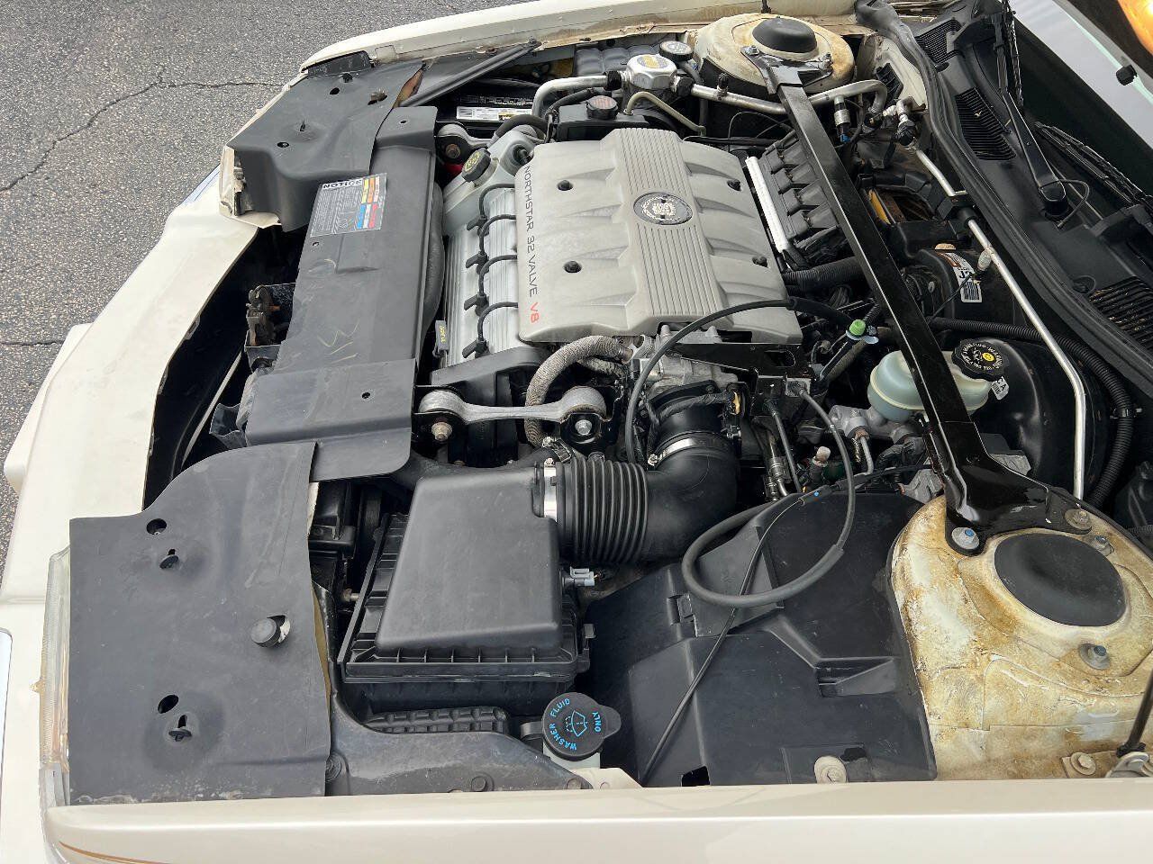 Used 1999 Cadillac Eldorado w/ Comfort/Convenience Pkg FWD image 38