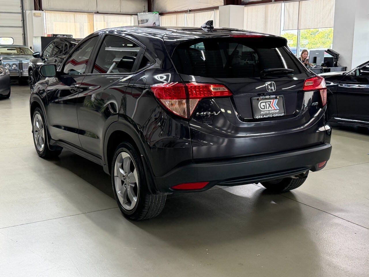 Used 2017 Honda HR-V LX image 4