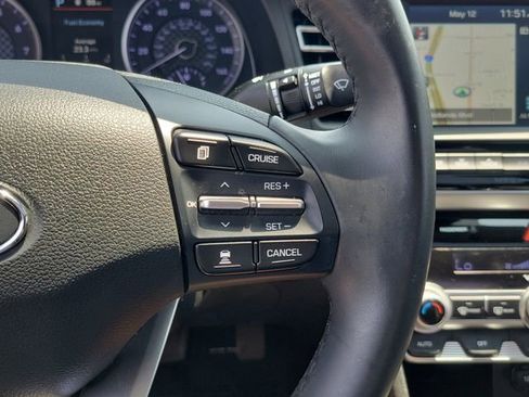 Used 2019 Hyundai Elantra Limited w/ Ultimate Package 02 FWD image 8