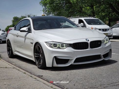 Used 2016 BMW M4 Coupe RWD image 2