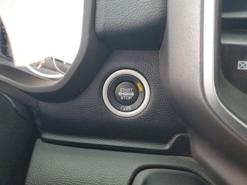 Used 2024 RAM 2500 Big Horn w/ Bed Utility Group image 18