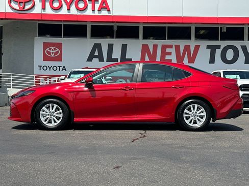 Used 2025 Toyota Camry LE FWD image 2