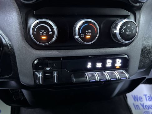 Used 2022 RAM 1500 Big Horn AWD/4WD image 23