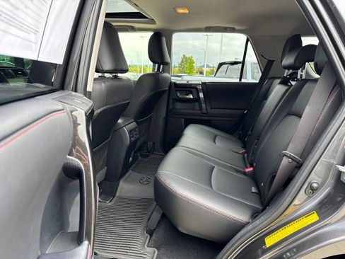 Used 2023 Toyota 4Runner TRD Off-Road Premium w/ Moonroof Package AWD/4WD image 12