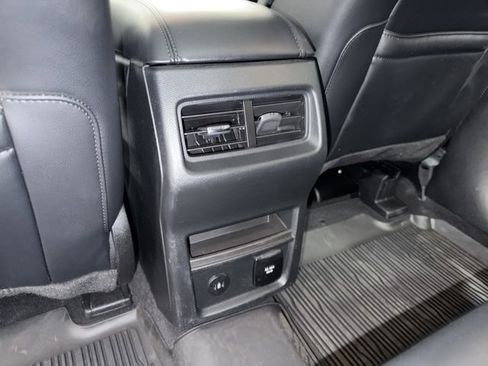 Used 2024 Ford Edge SEL w/ Convenience Package image 36