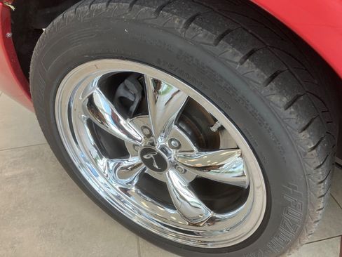 Used 2001 Ford Mustang Cobra RWD image 27