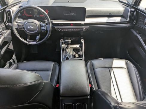 Certified 2024 Kia Sorento S FWD image 13