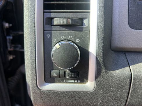 Used 2009 Dodge Ram 1500 Truck 4x4 Quad Cab image 10