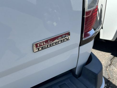 Used 2018 GMC Canyon All Terrain w/ Trailering Package AWD/4WD image 9