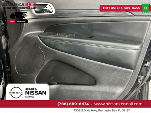 Used 2021 Jeep Grand Cherokee Laredo image 34