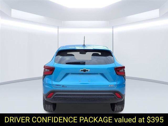 New 2026 Chevrolet Trax RS w/ Driver Confidence Package FWD image 5