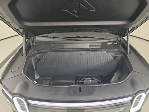 Used 2025 Rivian R1S Premium image 14