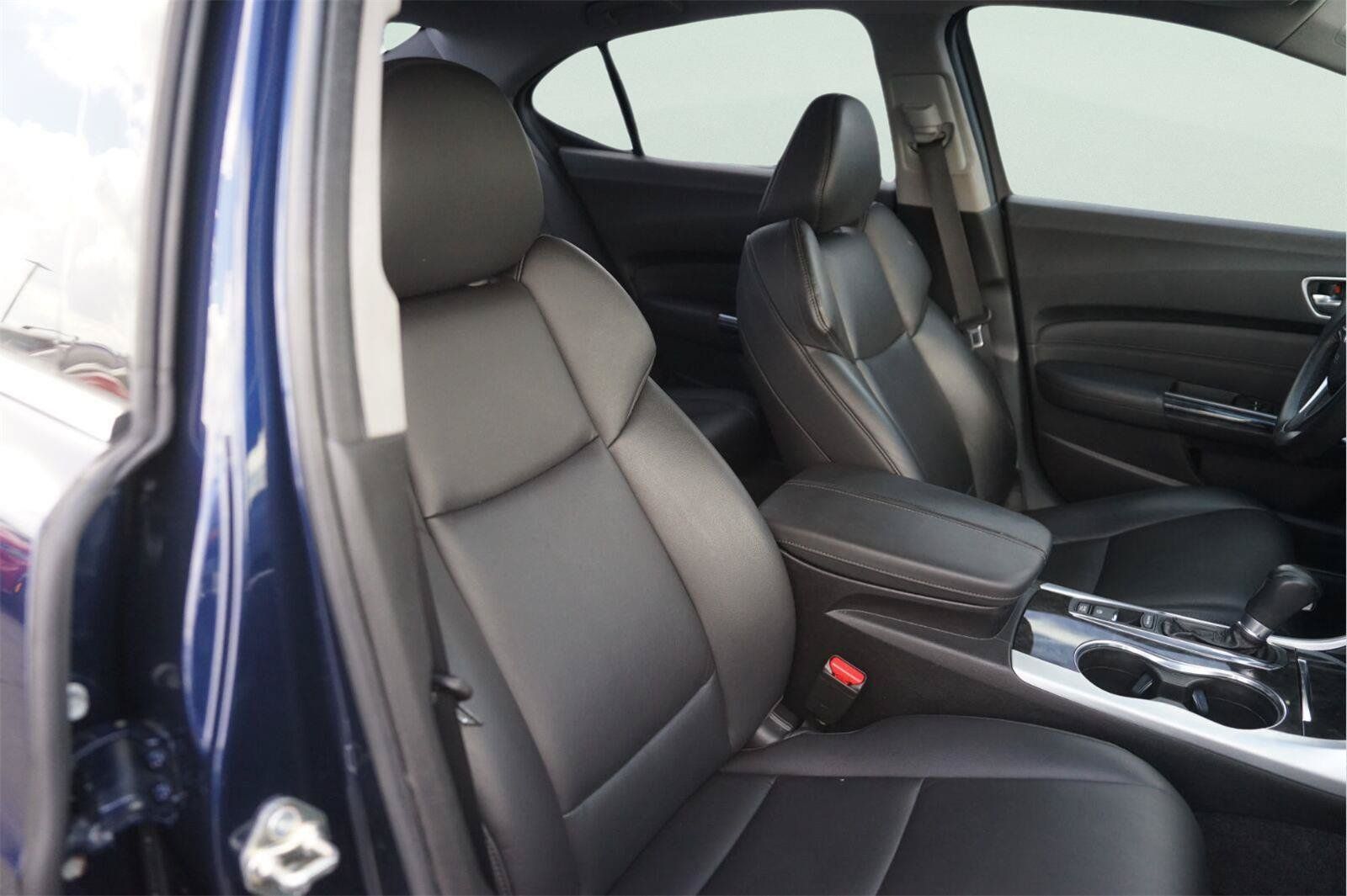 Used 2018 Acura TLX FWD image 20
