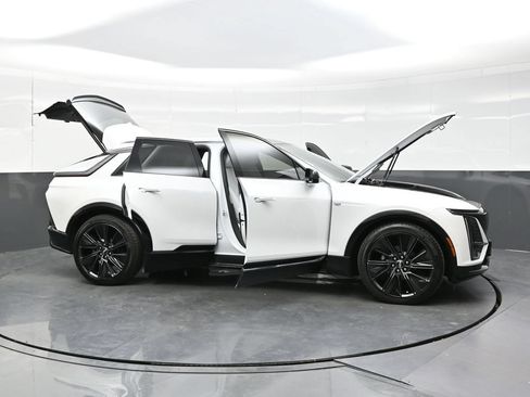 Certified 2024 Cadillac Lyriq Sport AWD/4WD image 46