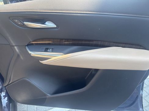 Certified 2025 Cadillac XT4 Premium Luxury image 33