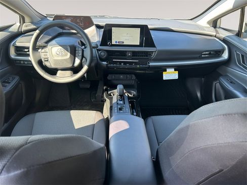 New 2026 Toyota Prius LE image 10