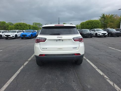 Used 2020 Jeep Compass Latitude AWD/4WD image 7