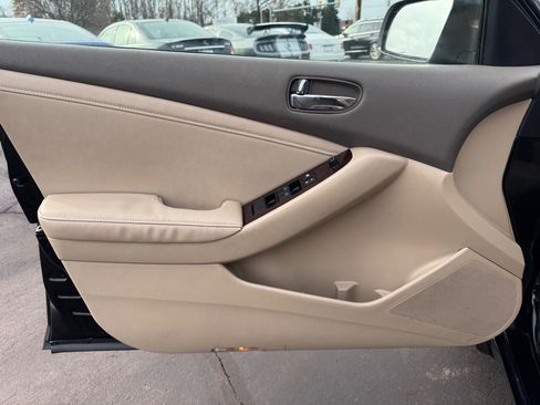 Used 2011 Nissan Altima 2.5 SL w/ 2.5SL Pkg image 5