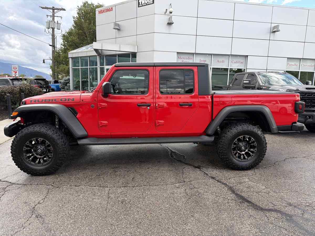 Used 2021 Jeep Gladiator Rubicon AWD/4WD image 2